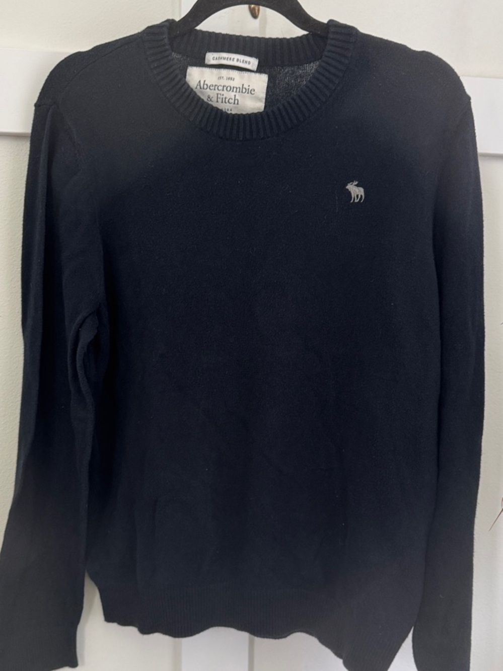 Abercrombie & Fitch Men's Dark Navy Crewneck Sweater